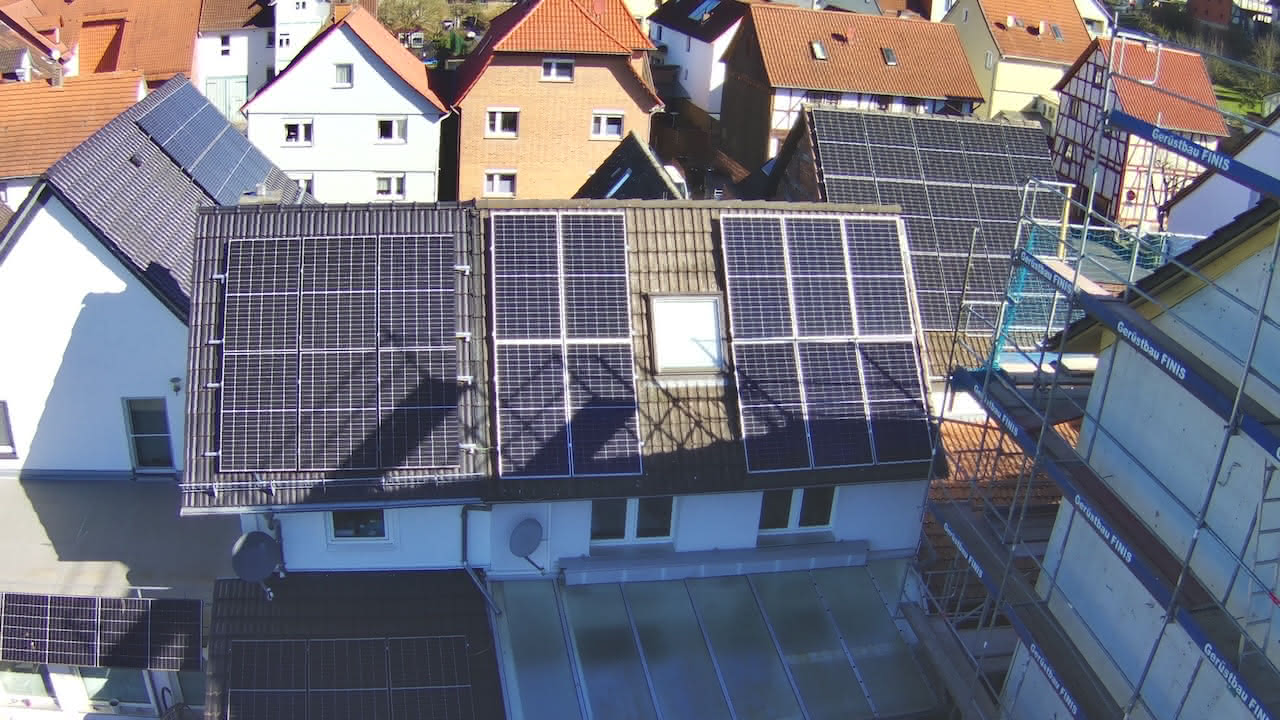 Galaxy Solar: Trina Solar Glas/Glas PV Module / 12,75 KWp / Guxhagen